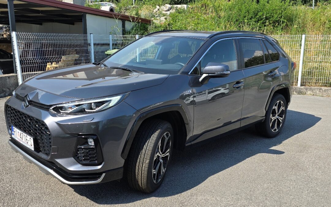 A-CROSS 2.5 GLX E-FOUR E-CVT PLUH-IN HYBRID